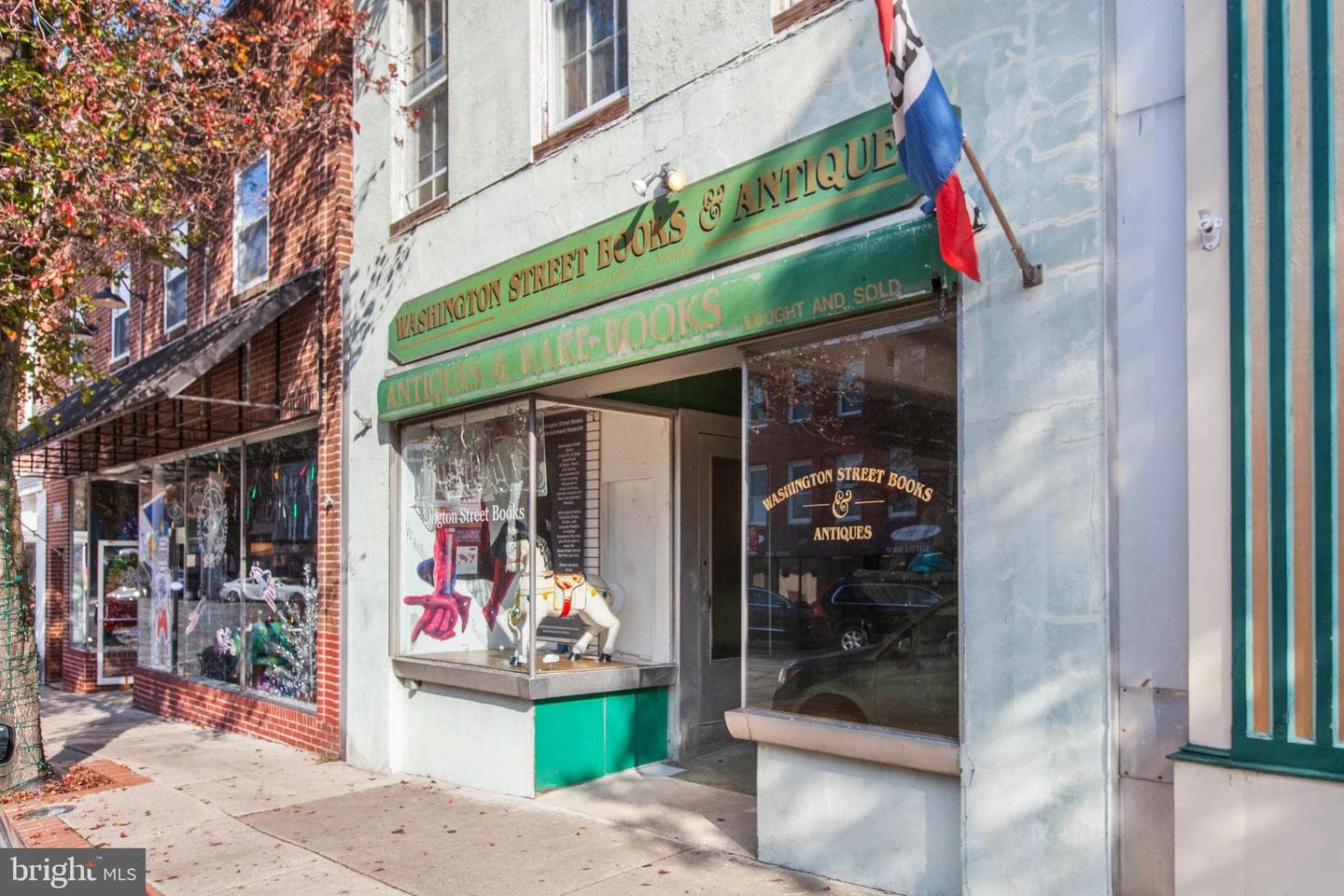 218 S Union Avenue photo 82