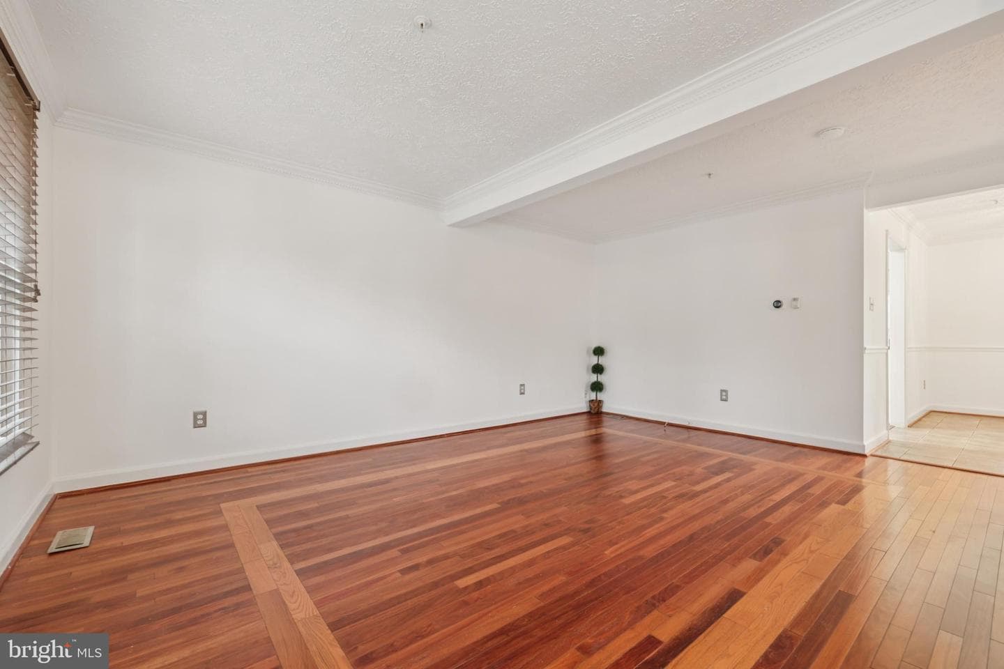 213 High Meadow Terrace photo 8