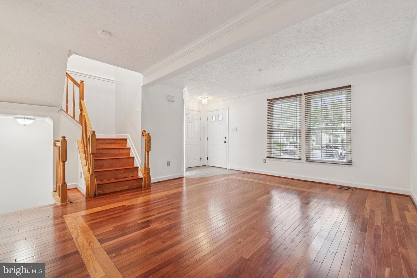 213 High Meadow Terrace photo 9