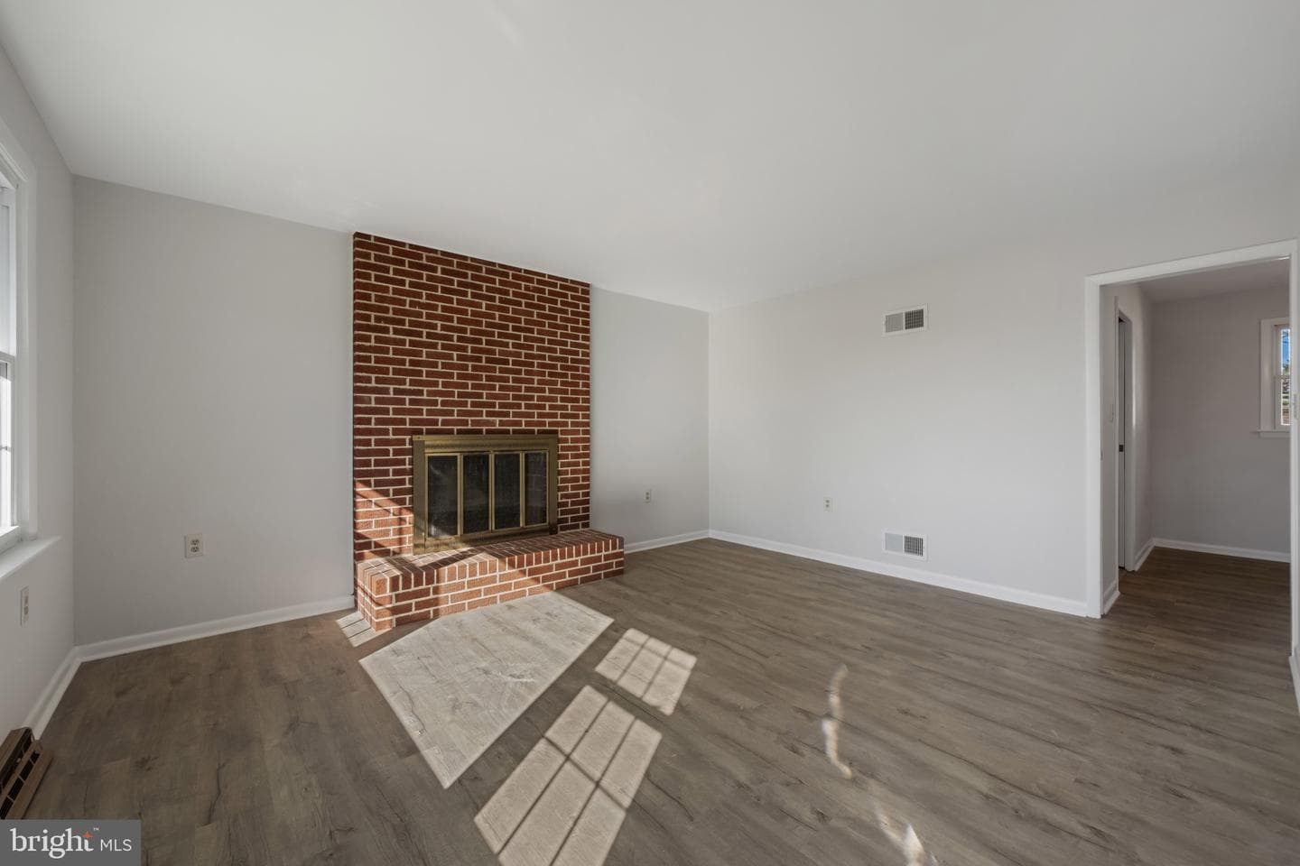 2106 Schuster Road photo 12