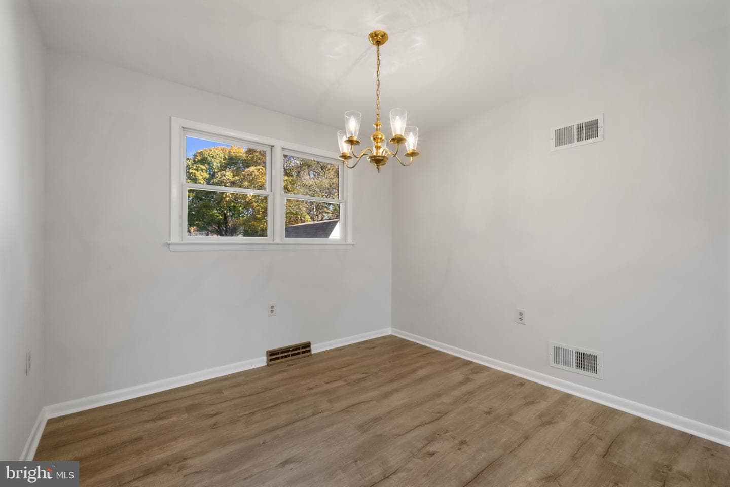 2106 Schuster Road photo 6