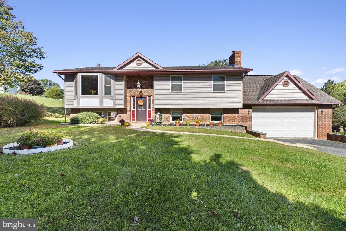 1502 Boggs Road photo 2