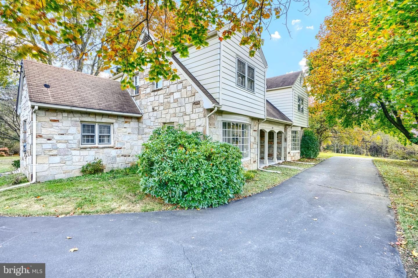 1817 Rock Spring Road photo 4
