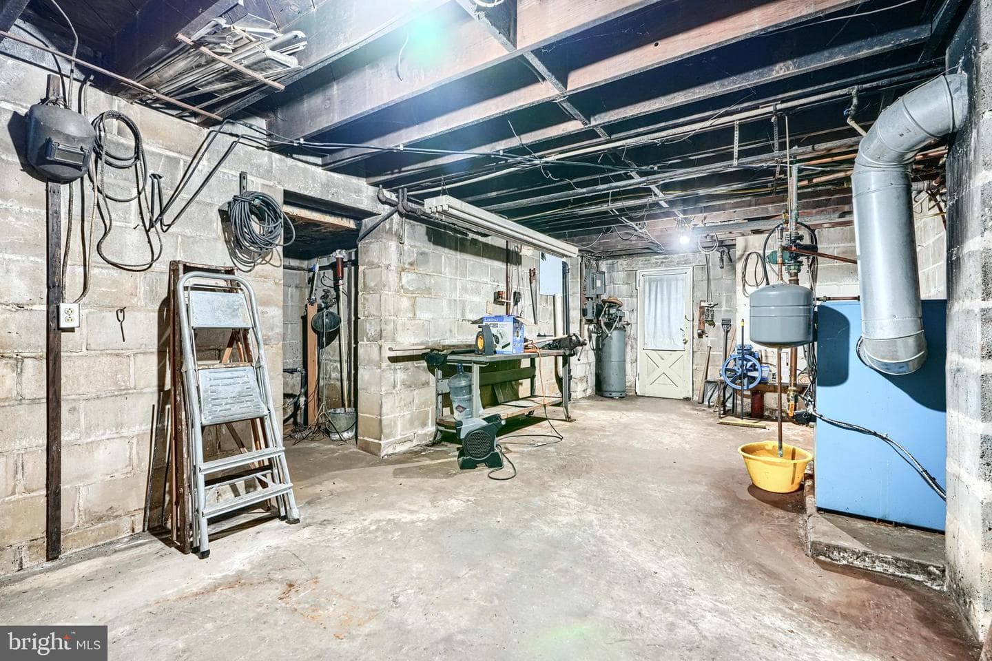 1817 Rock Spring Road photo 59