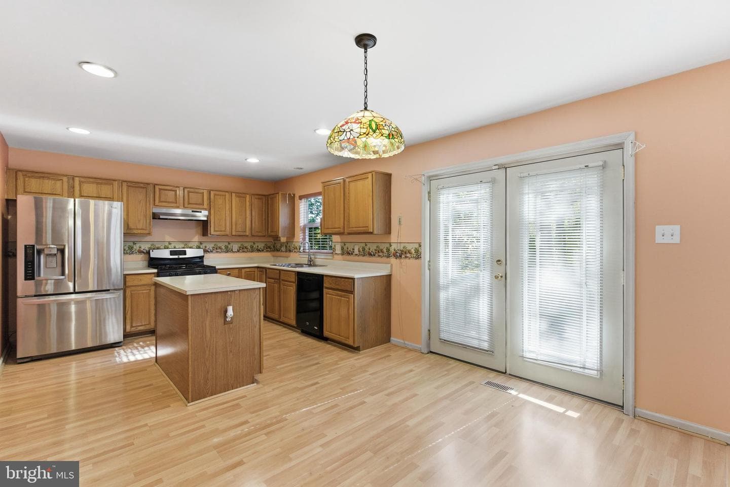 395 Enfield Road photo 13