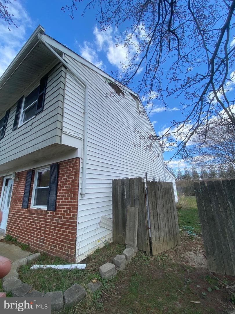 225 Haverhill Road photo 3