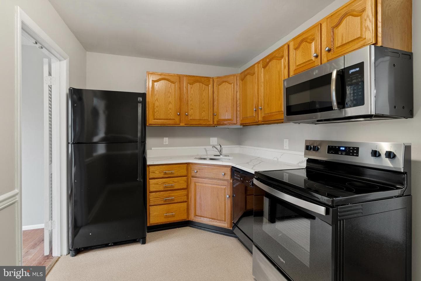 240 Crocker Drive #240-F photo 2