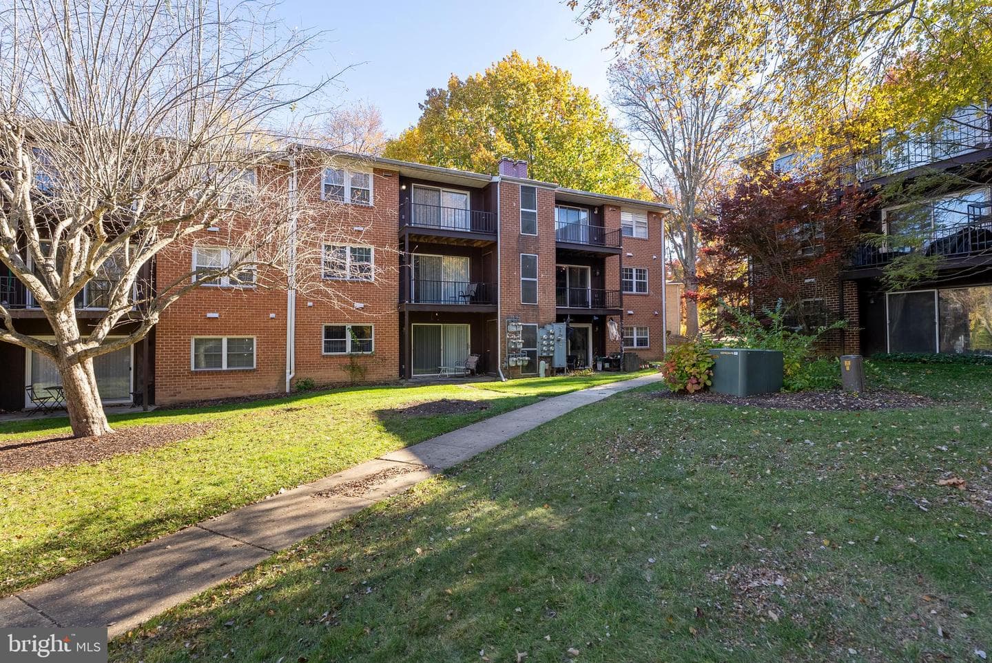 240 Crocker Drive #240-F photo 26