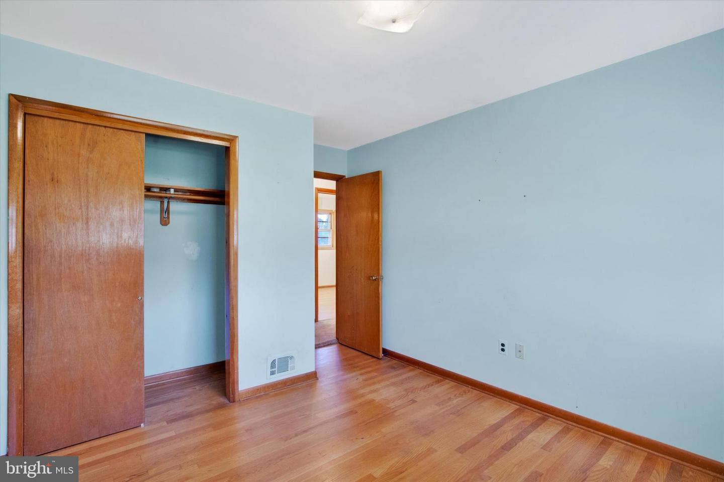 1505 Southview Road photo 13