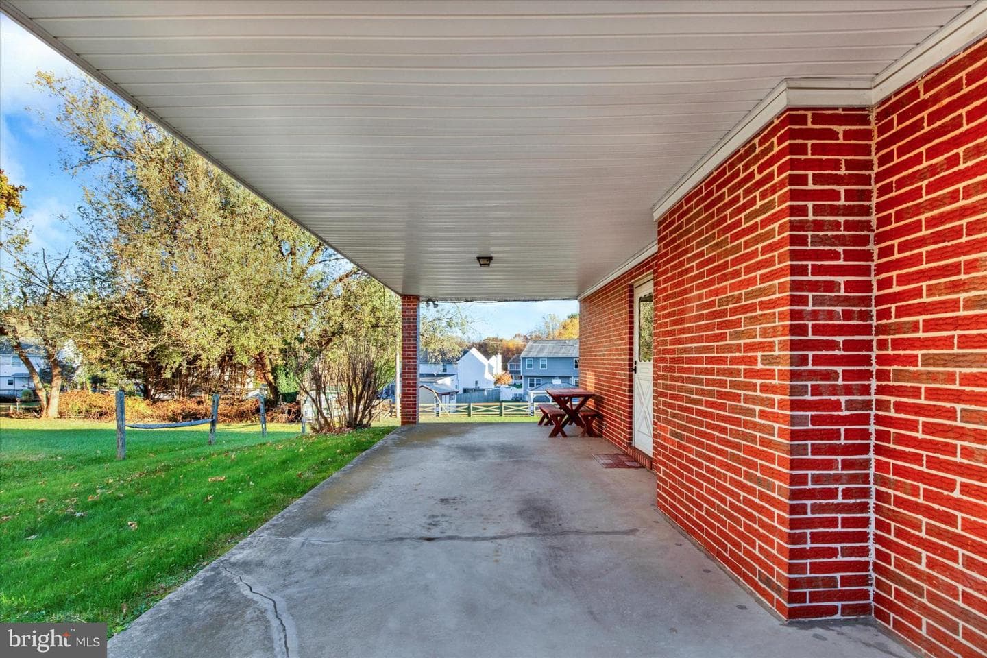 1505 Southview Road photo 3