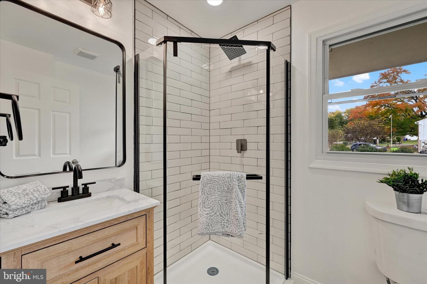 2300 Shannon Road photo 18