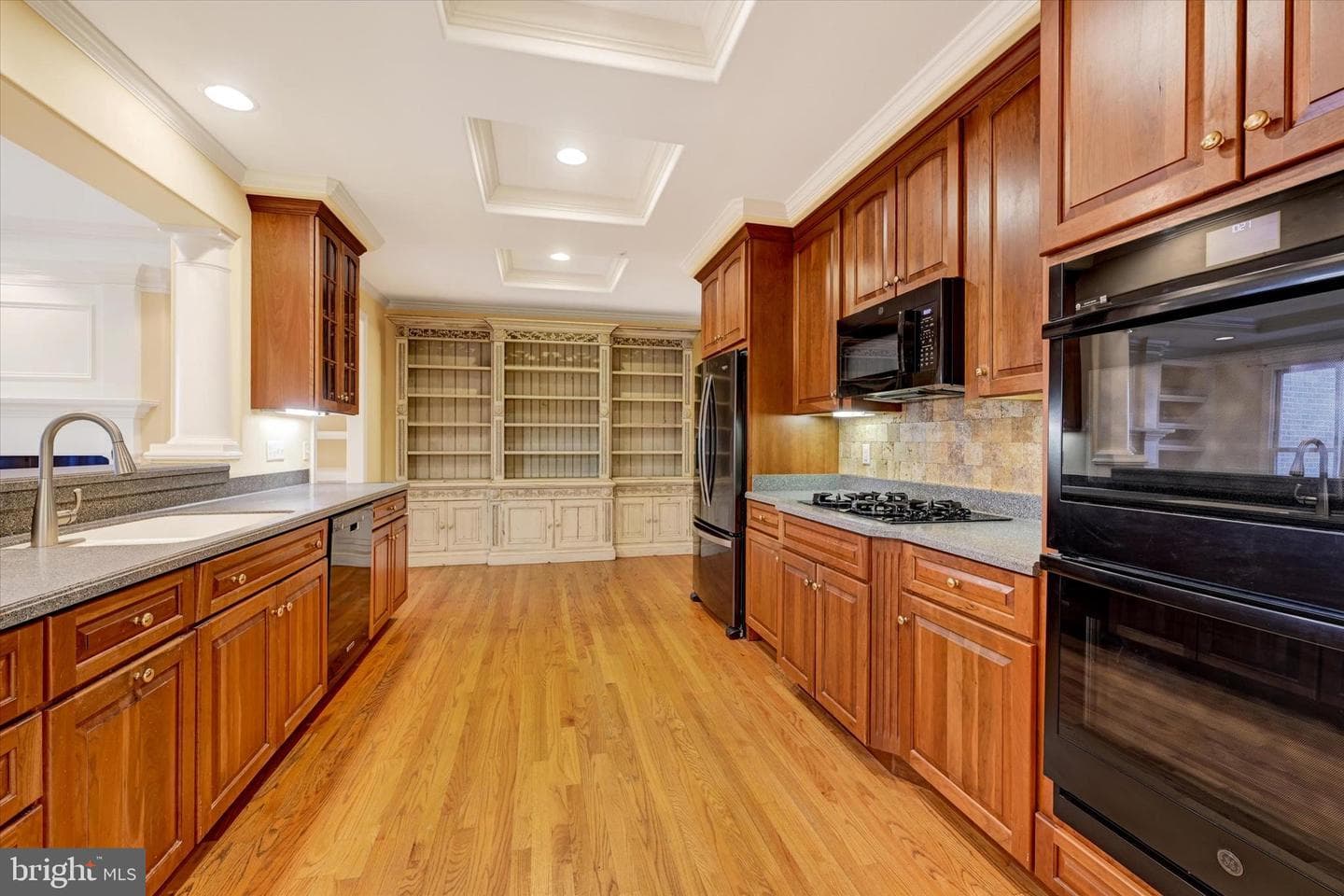 1510 Parkland Drive photo 17