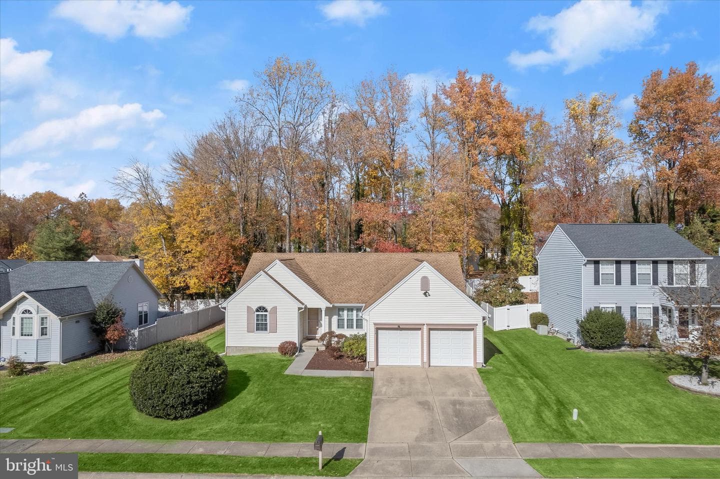 404 Arrow Wood Court photo 1