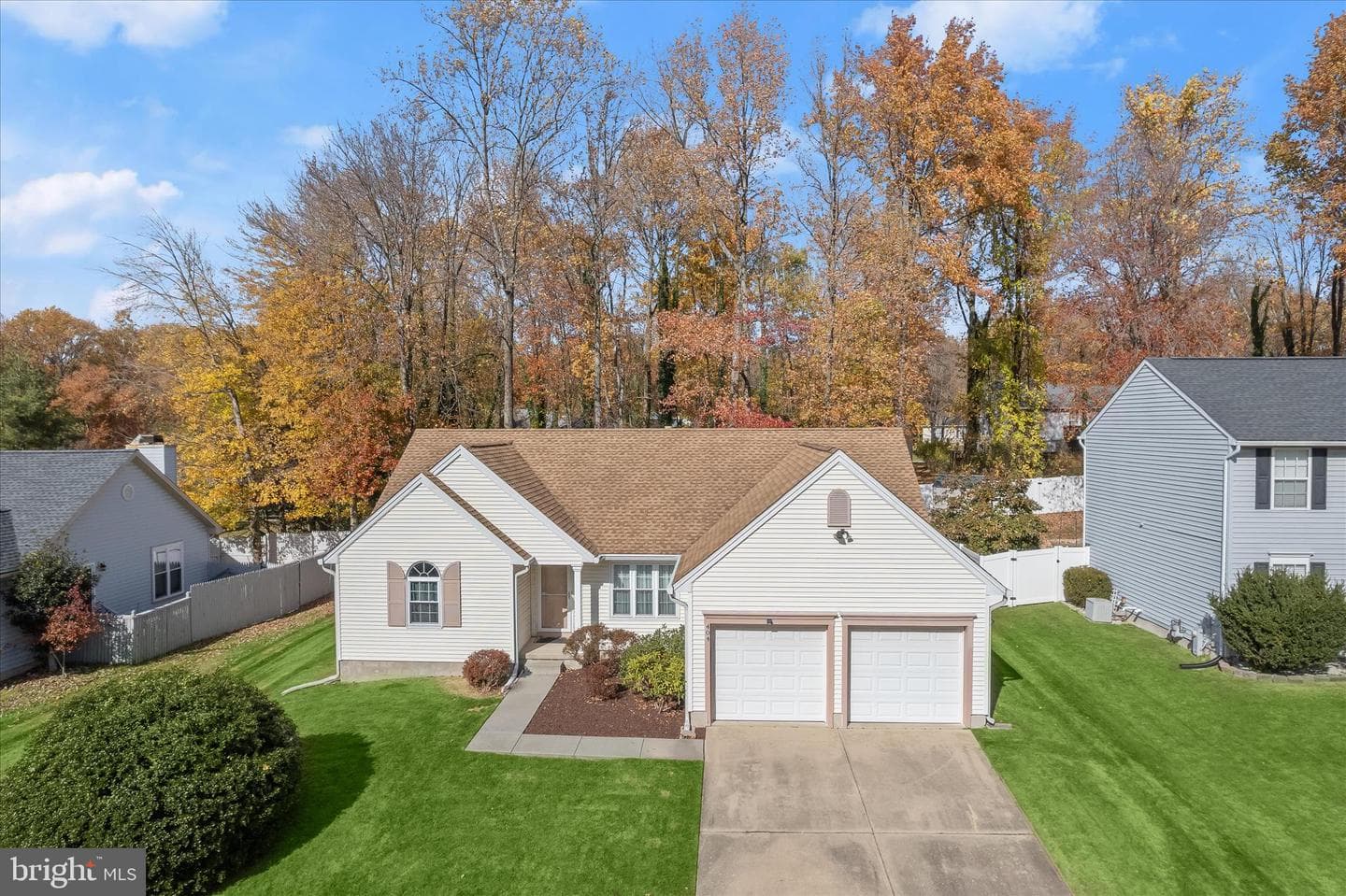 404 Arrow Wood Court photo 2