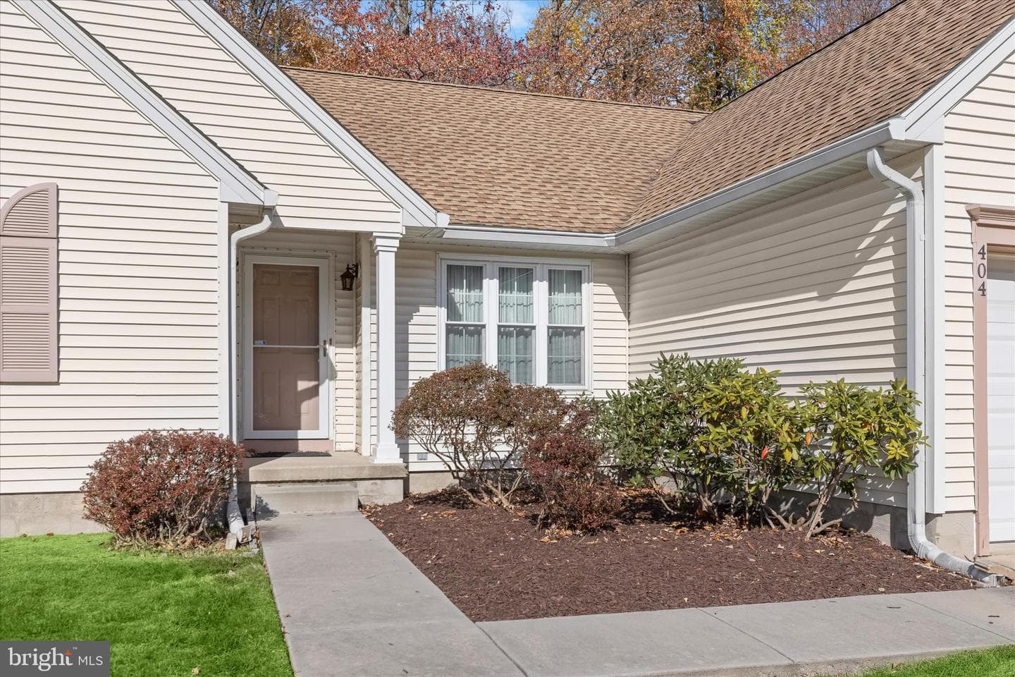 404 Arrow Wood Court photo 8