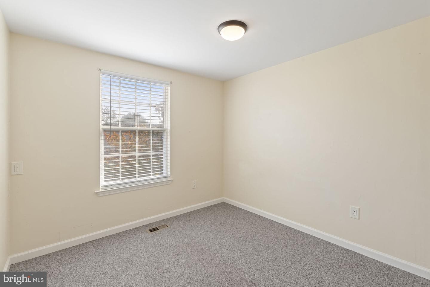 2727 Beckon Drive photo 15
