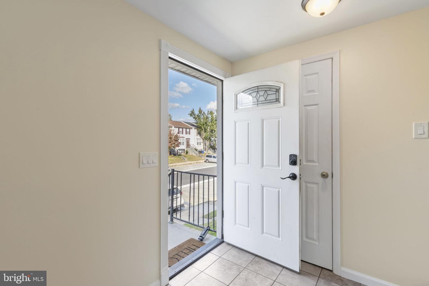 2727 Beckon Drive photo 2