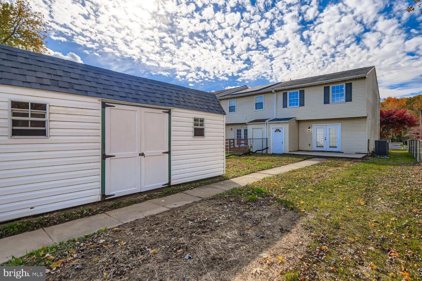 197 Farm Road photo 21