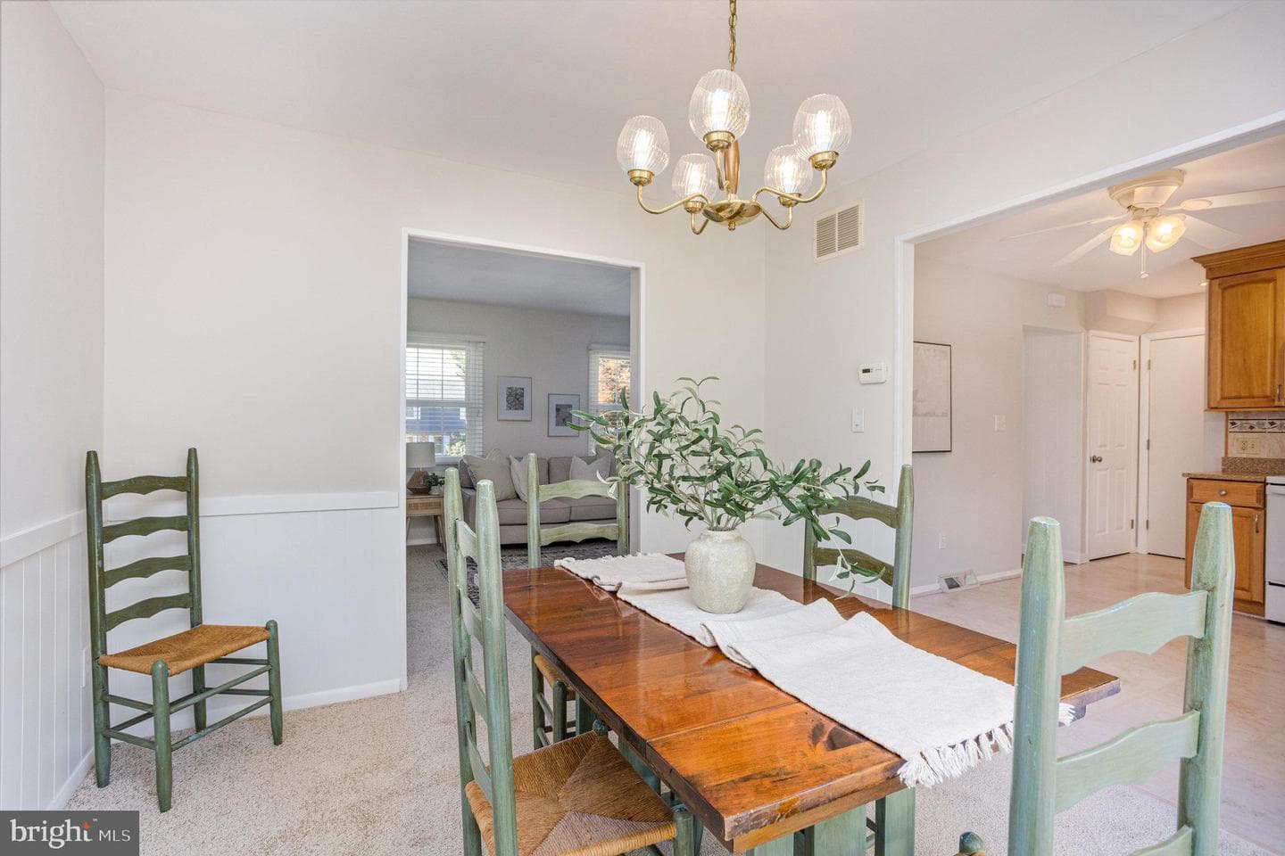 4 Ashley Way photo 7
