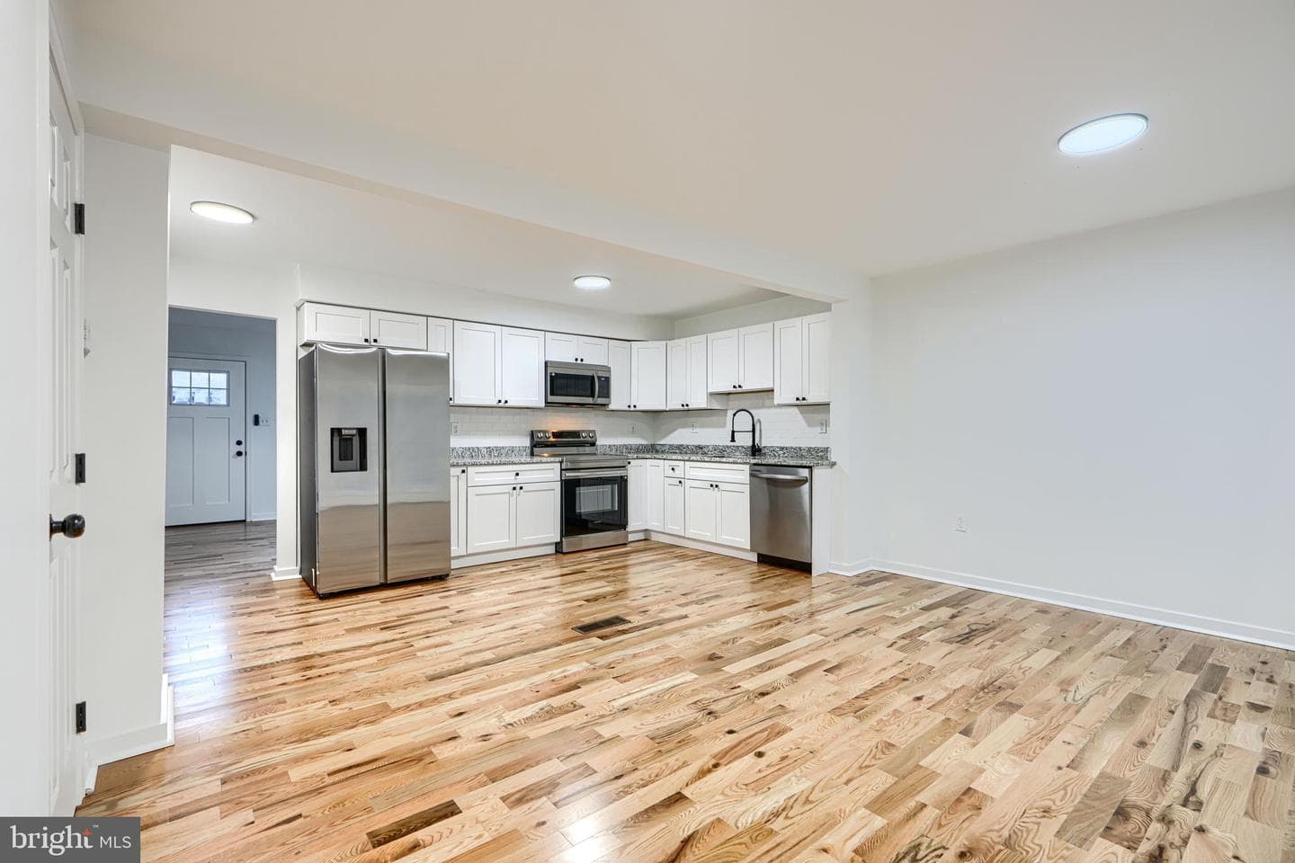 131 Farm Road photo 12