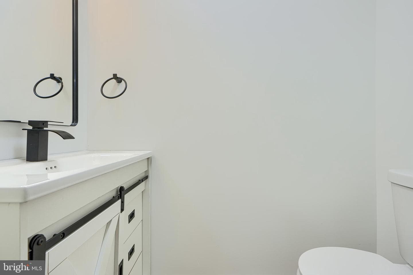 131 Farm Road photo 14