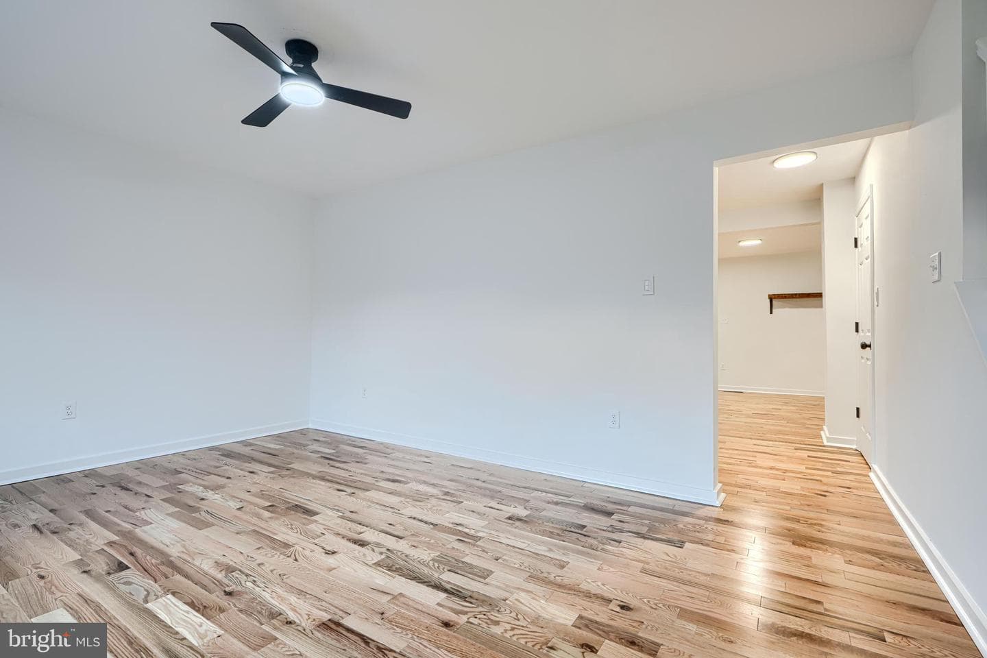 131 Farm Road photo 2