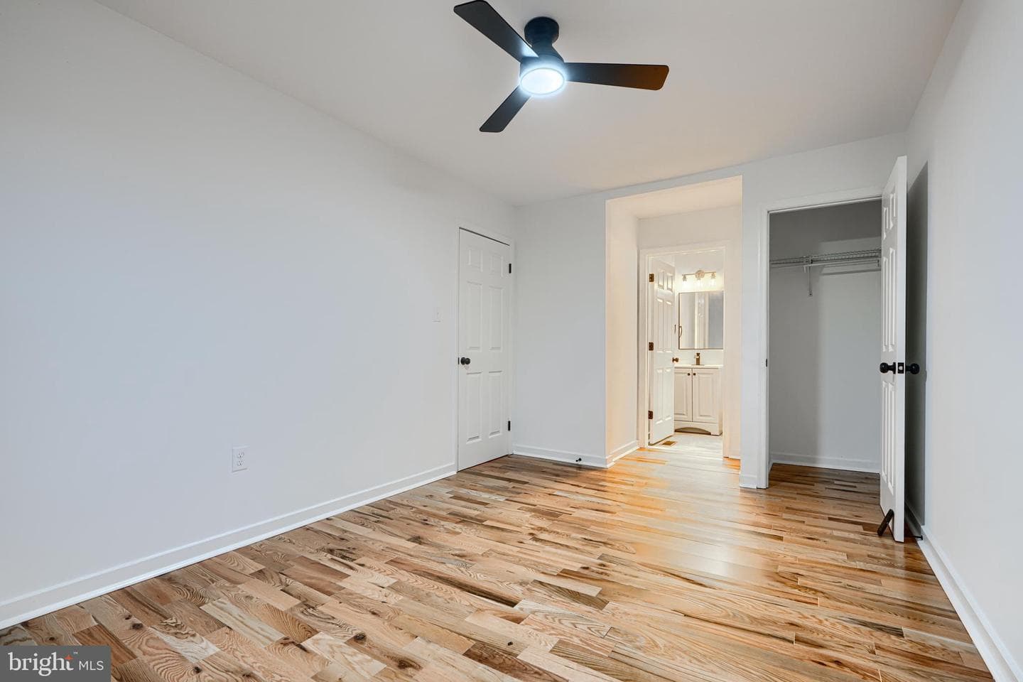 131 Farm Road photo 26