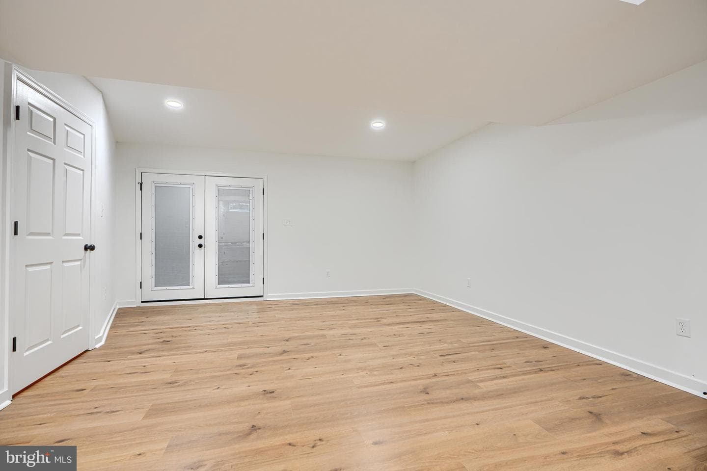 131 Farm Road photo 32