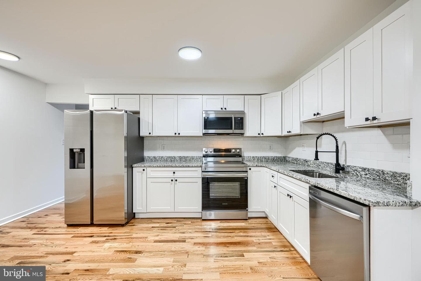 131 Farm Road photo 8