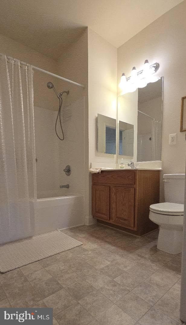 301 Tiree Court #303 photo 27