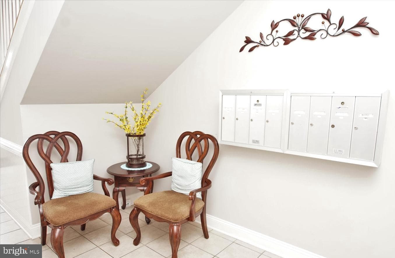 301 Tiree Court #303 photo 8