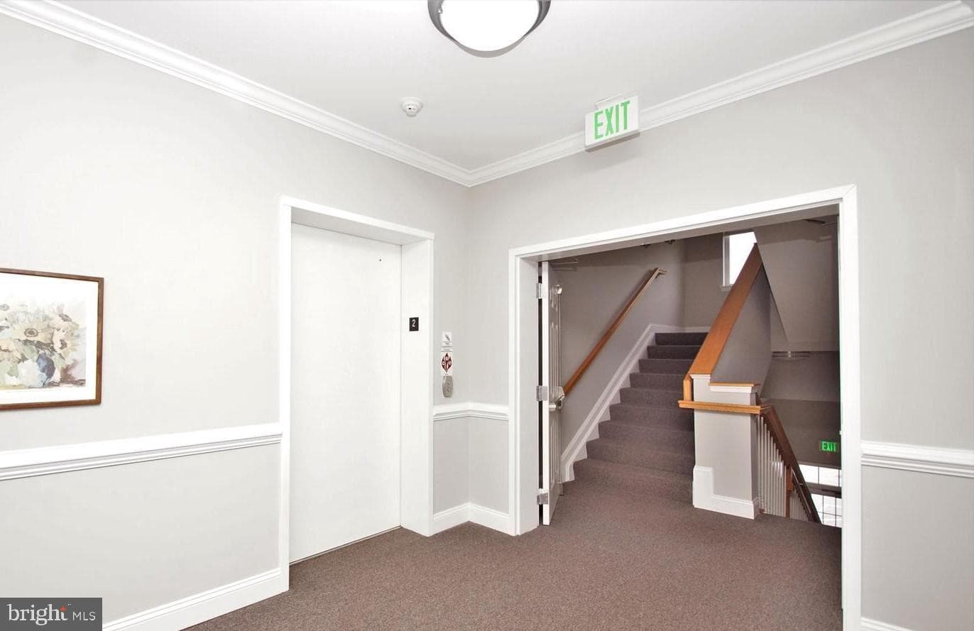 301 Tiree Court #303 photo 9