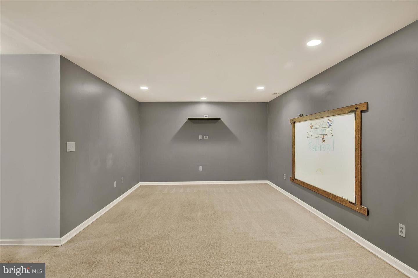 919 Buckland Place photo 26