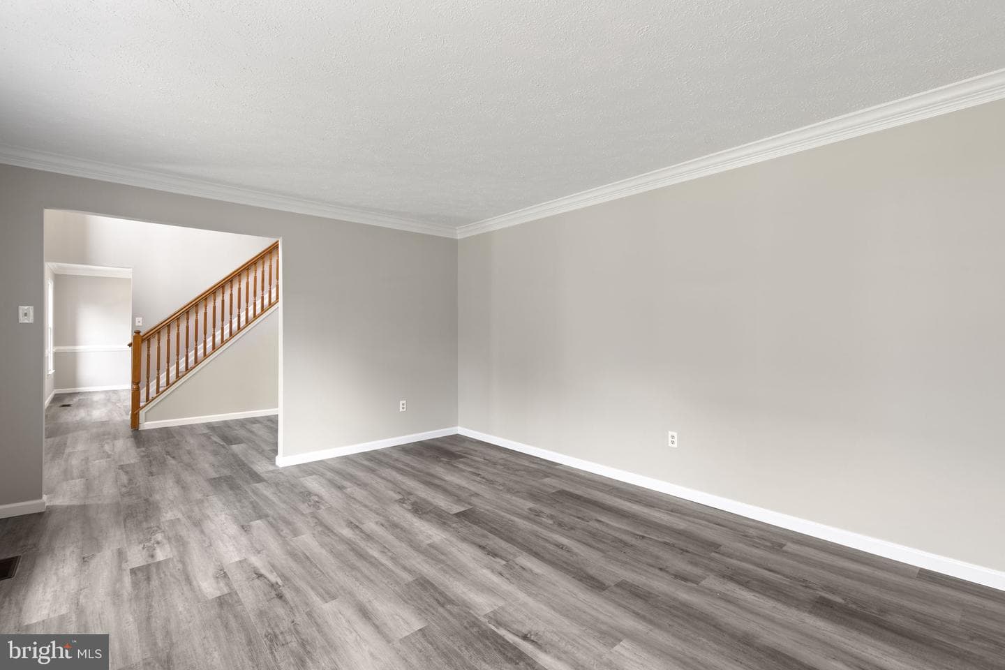 412 Grasmere Drive photo 5
