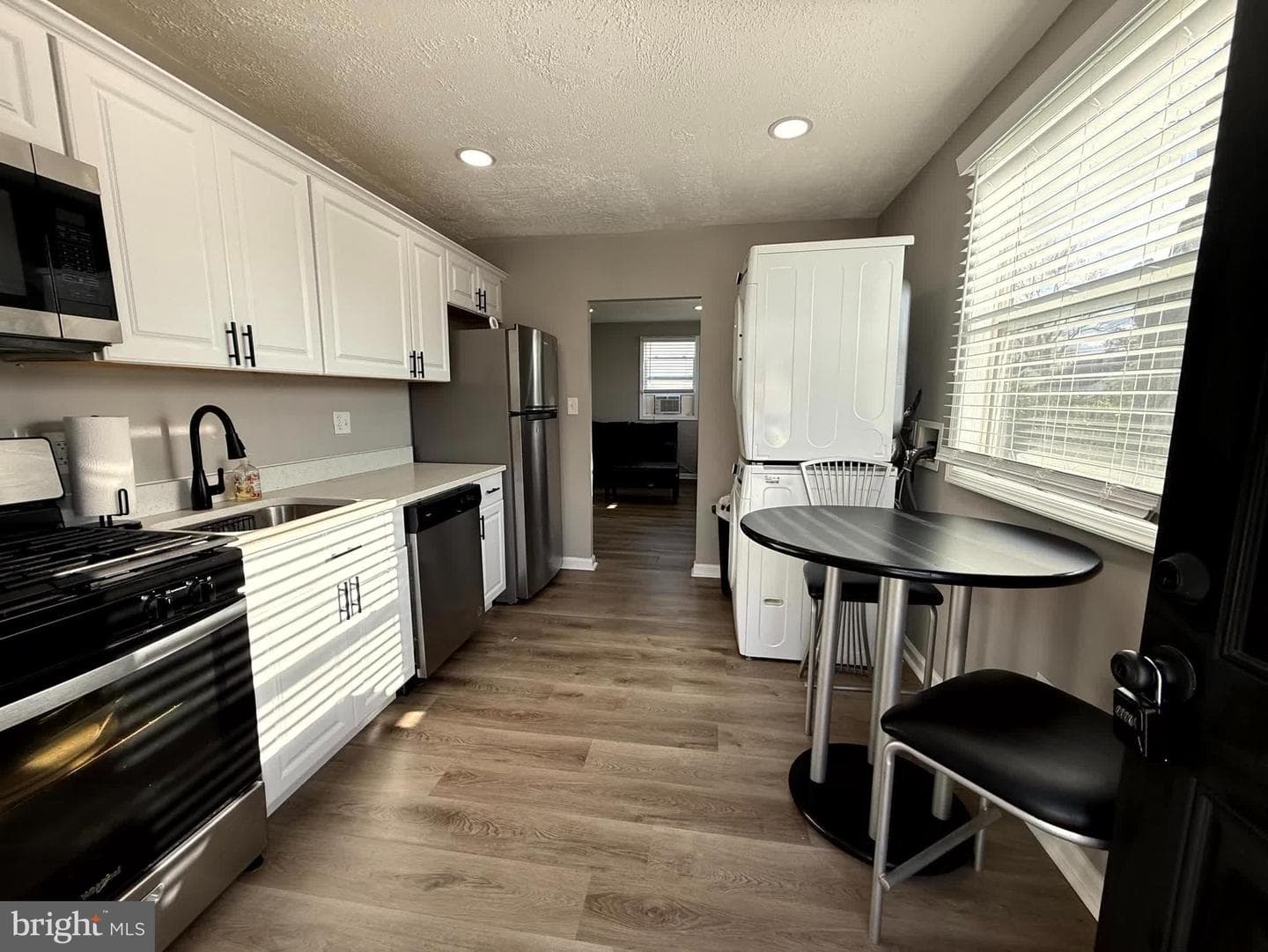 147 Bannister Avenue photo 12