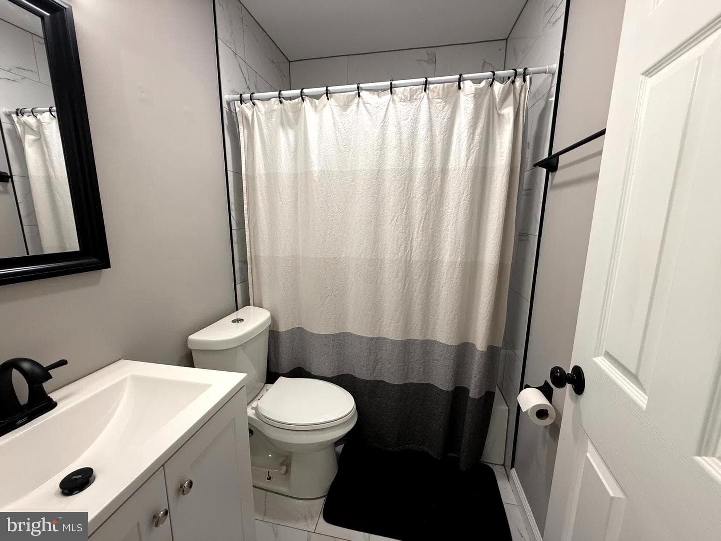 147 Bannister Avenue photo 18