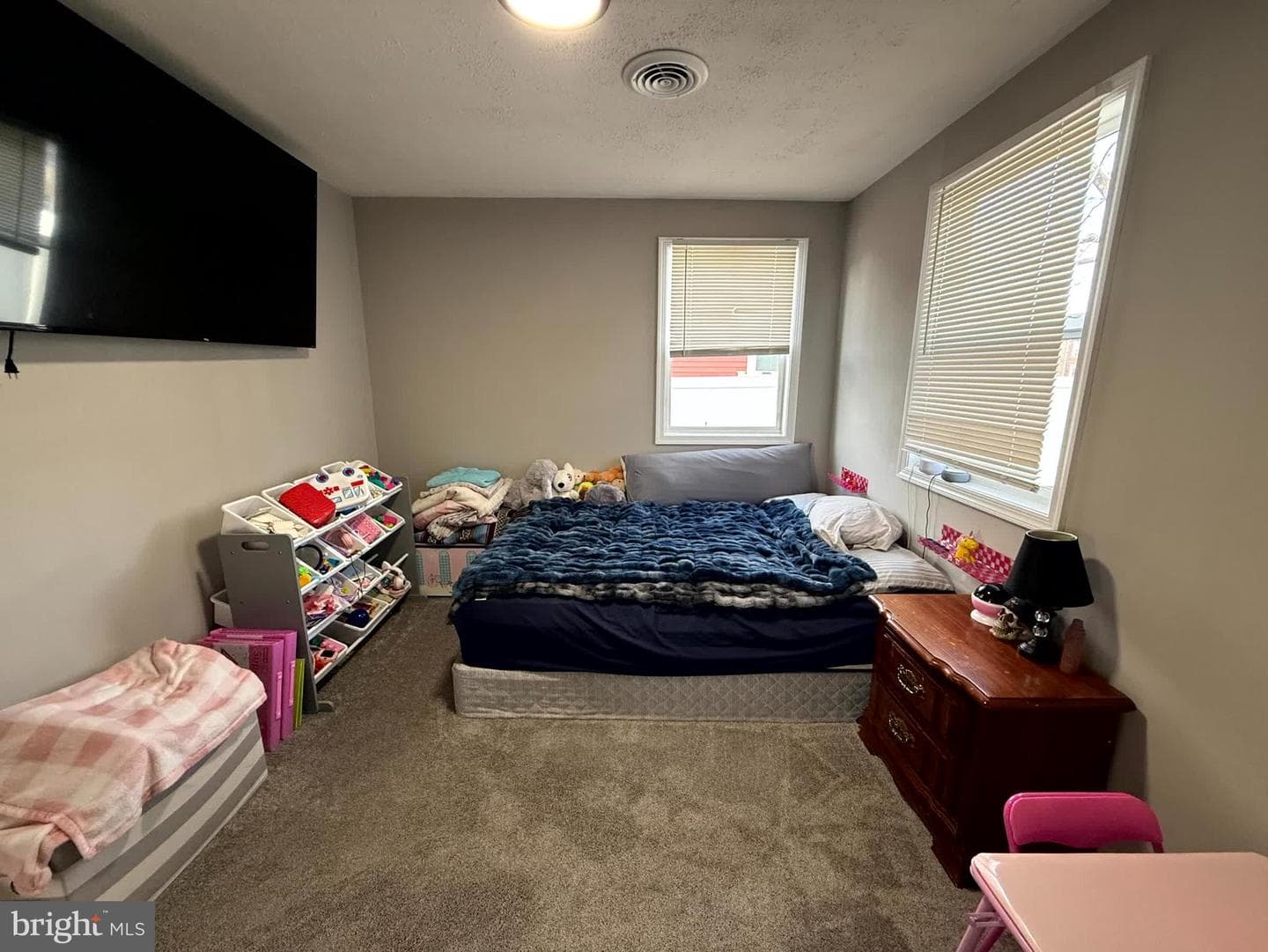 147 Bannister Avenue photo 25