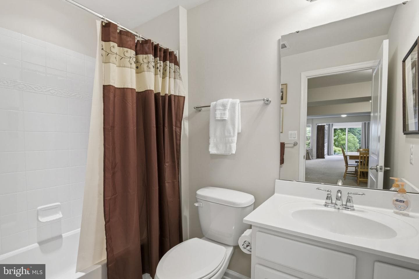305 Tufton Circle photo 25