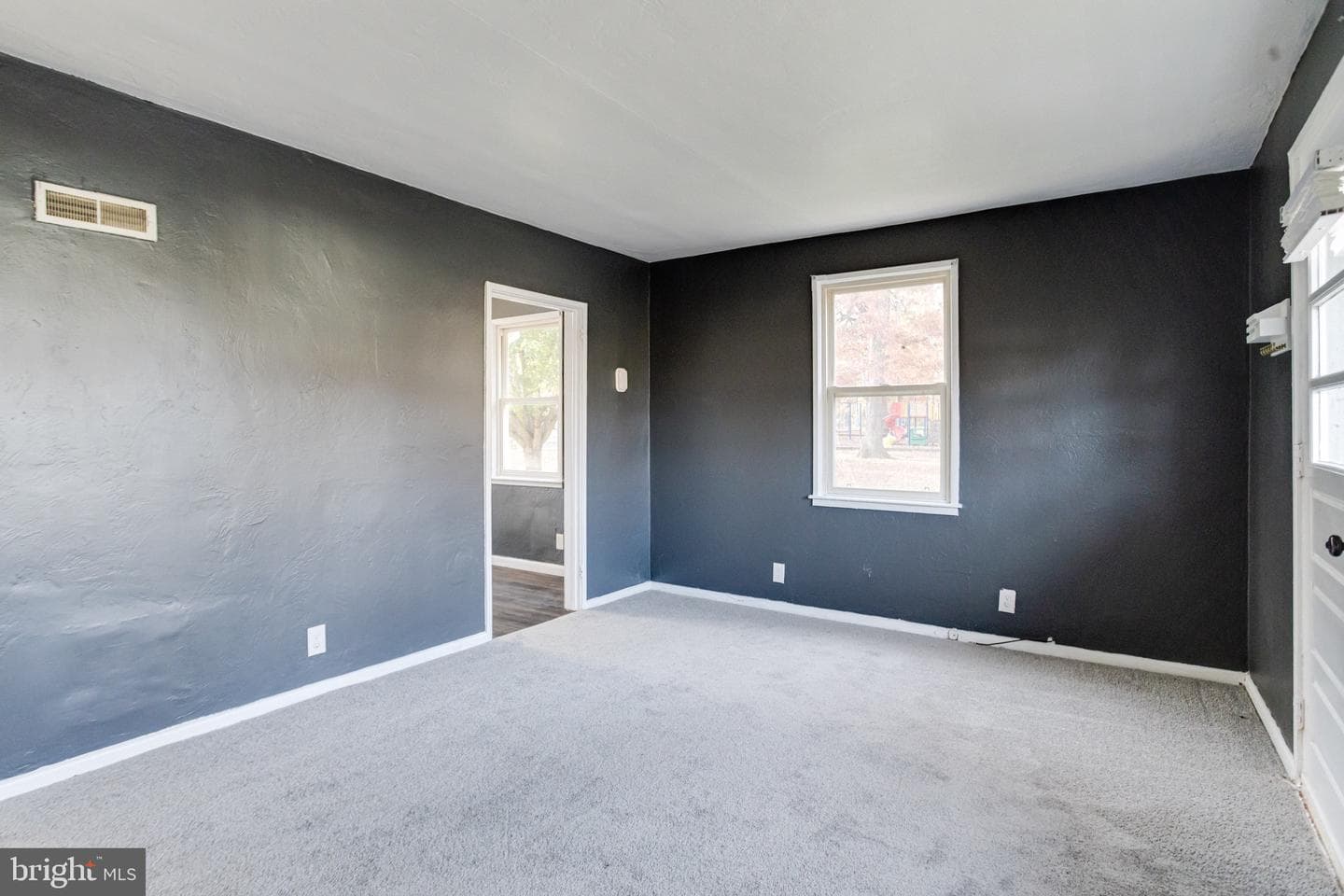 2 Chesapeake Court photo 8