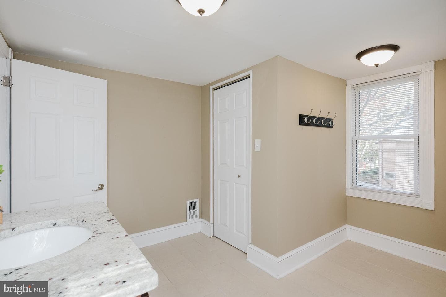 312 Lafayette Street photo 40