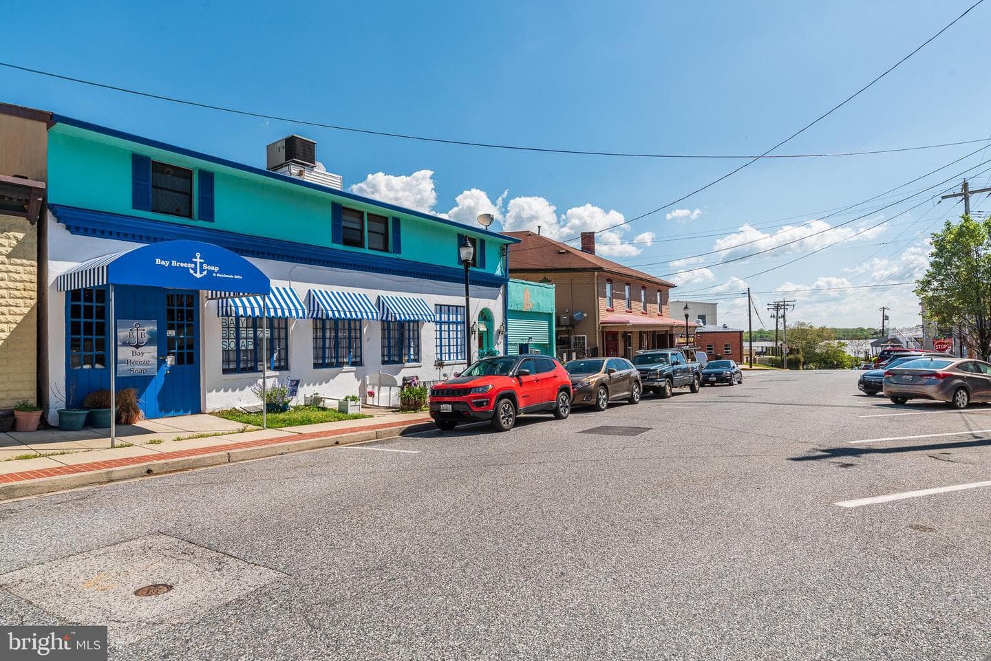 312 Lafayette Street photo 90