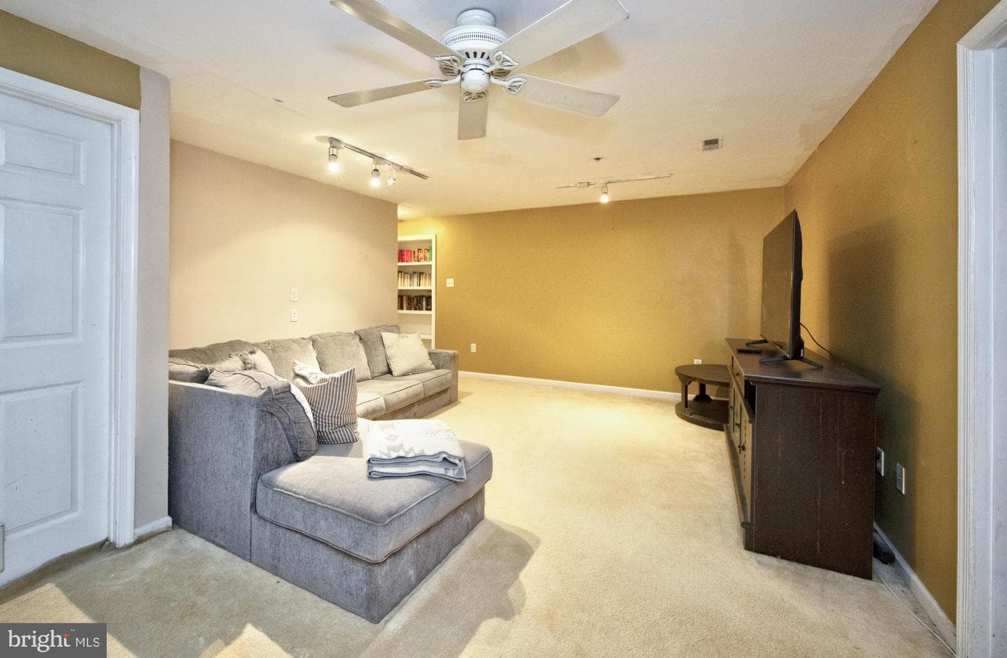714 Shallow Ridge Court photo 32