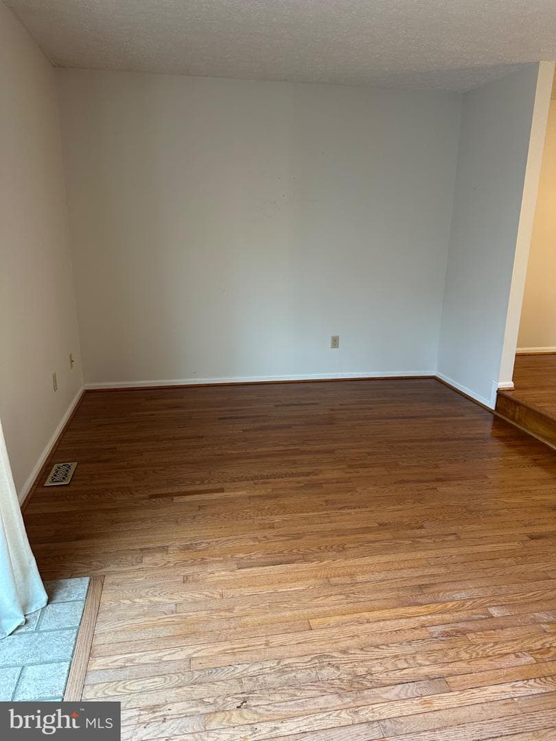 943 Fitzpatrick Drive photo 2