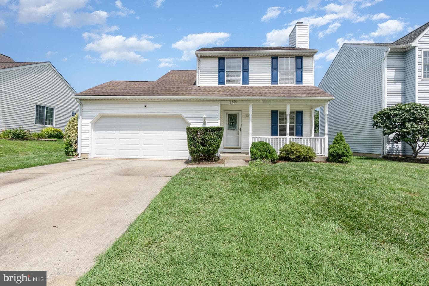 1209 Ashmead Square photo 27