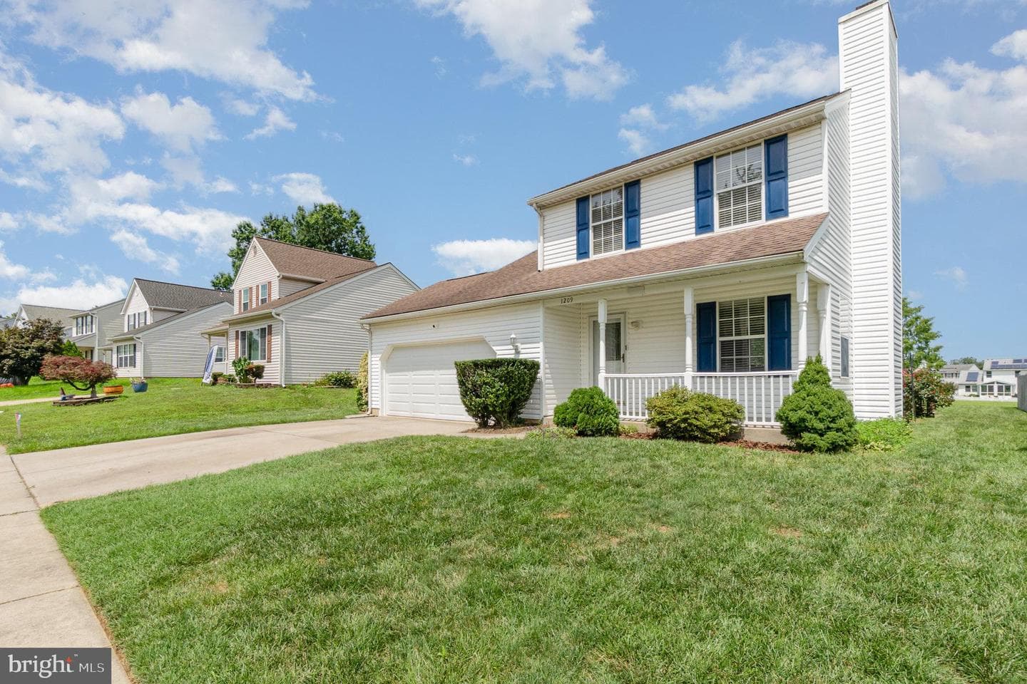 1209 Ashmead Square photo 28