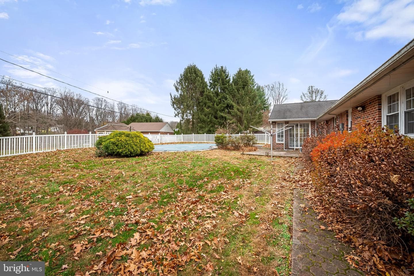 2114 Oaklyn Drive photo 40