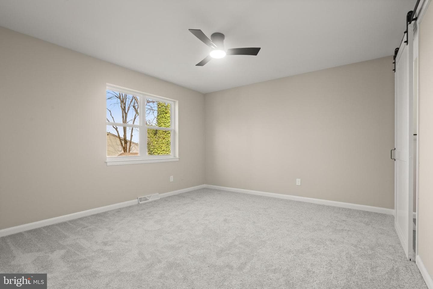 3048 Ebbtide Drive photo 16