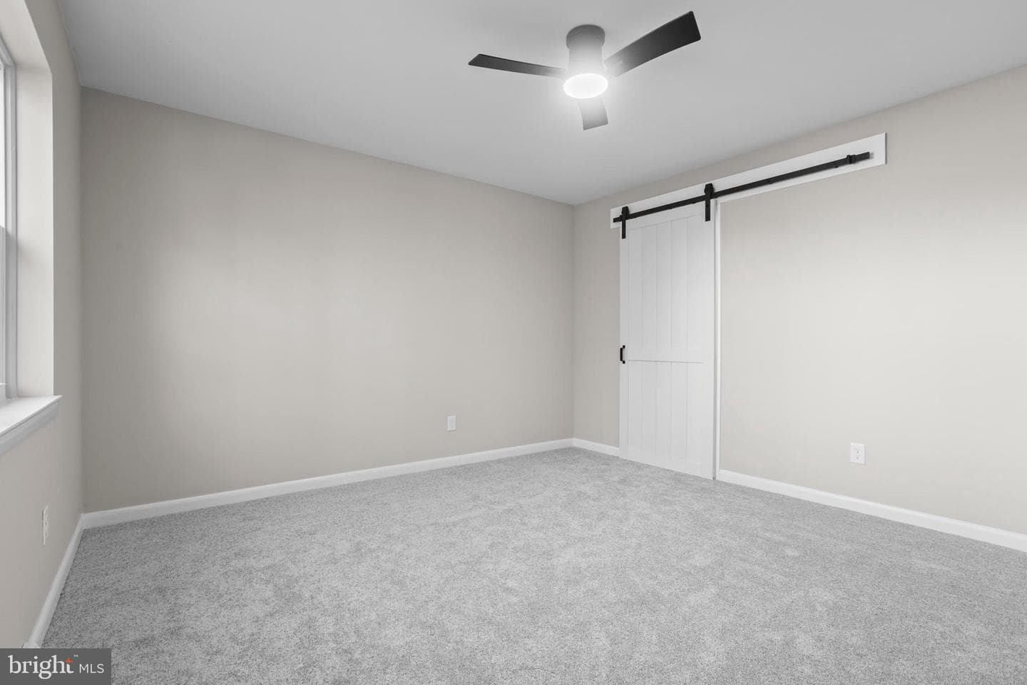 3048 Ebbtide Drive photo 17