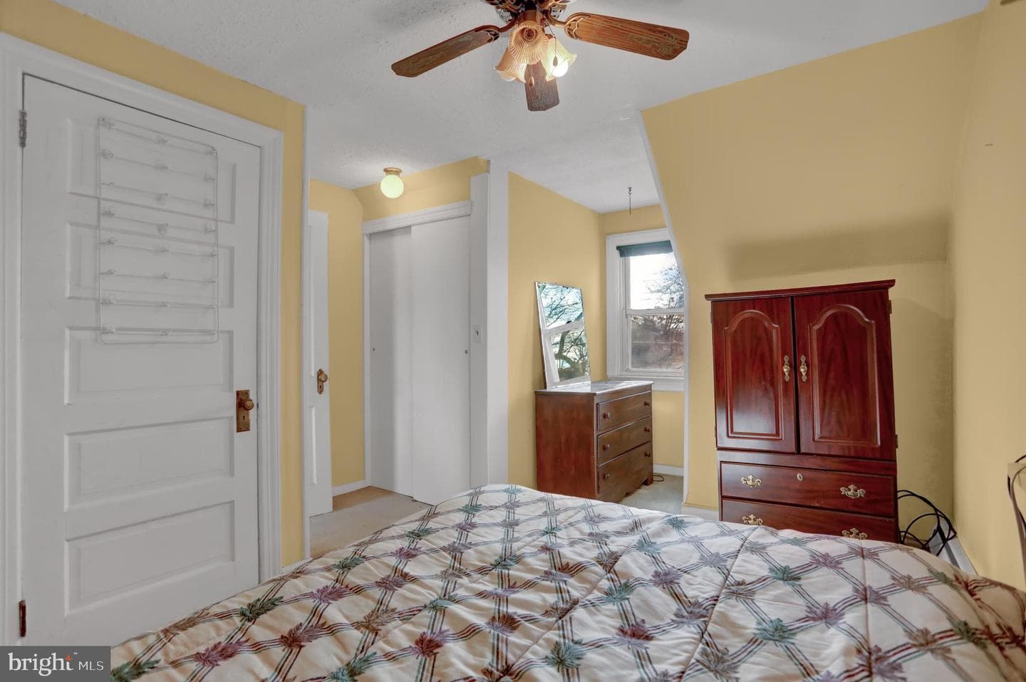 801 Lafayette Street photo 24