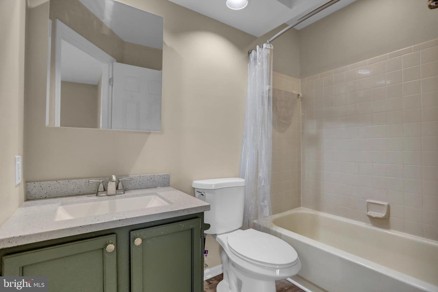 339 Overlea Place photo 15